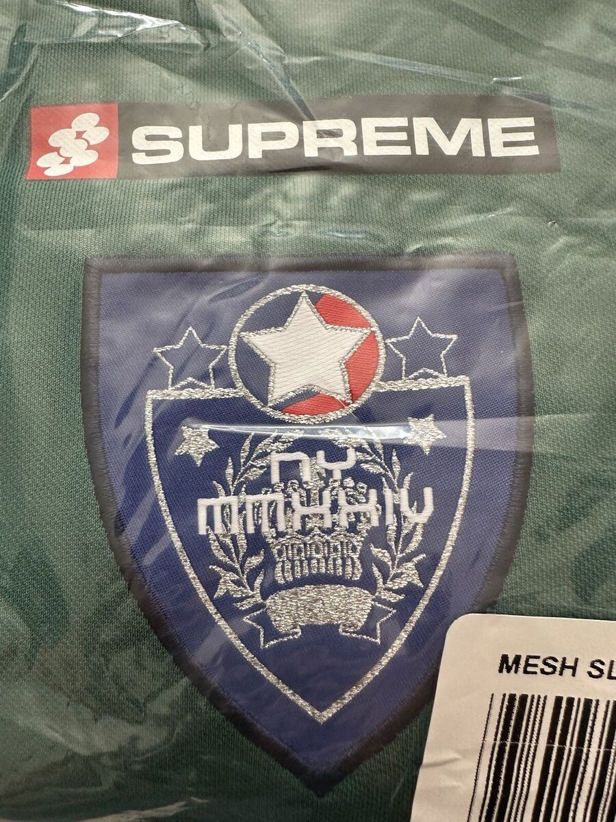Size Large - Supreme FW24 Soccer Crest Poly Jersey Green Size Large - Supreme FW24 Soccer Crest Poly Jersey Green