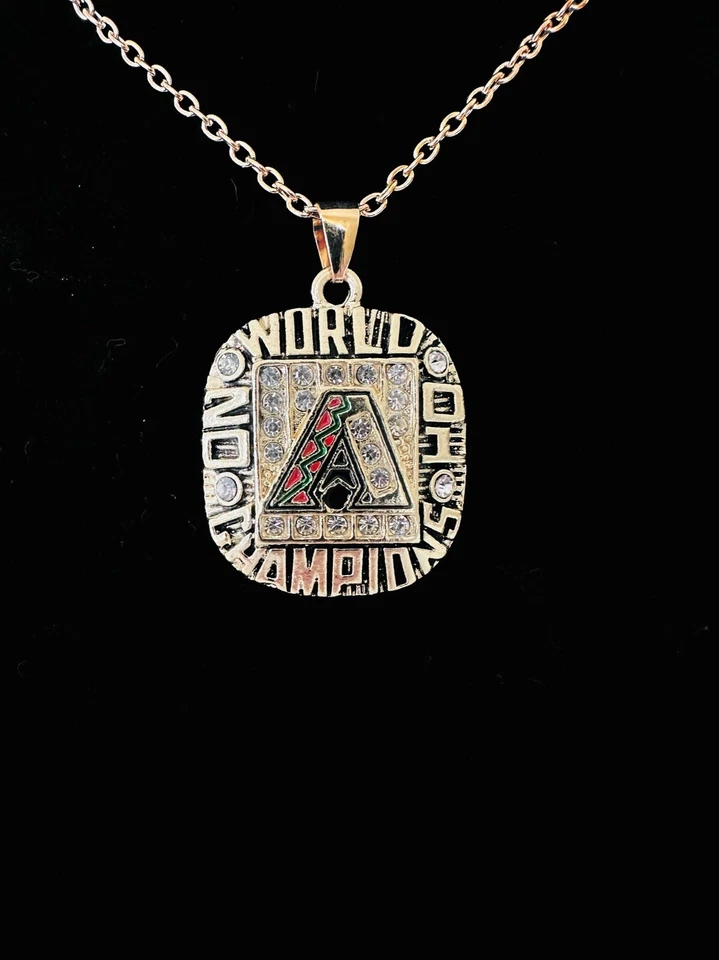 2001 Arizona Diamondbacks JOHNSON Pendant World Series Championship, 🇺🇸 SHIP - Image 3 of 4