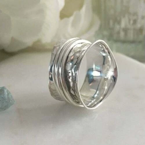 Spin store rings jewelry