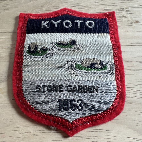 Vintage 1963 Kyoto Stone Garden Patch Felt Back. - Picture 3 of 7