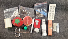 LOT OF 15 SEWING ITEMS Spools, Thread, SCISSORS, Needles, Thimbles ..... DS4D2 