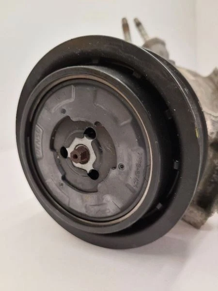 Compresor de aire acondicionado Jeep Patriot 2008-2017 estilo clásico 2,0 L 55111610AC Foto 3 de 4