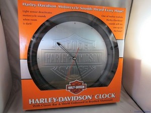 HARLEY DAVIDSON BAR SHIELD CLOCK MOTORCYCLE SOUND Roadking Deluxe Softail Bagger