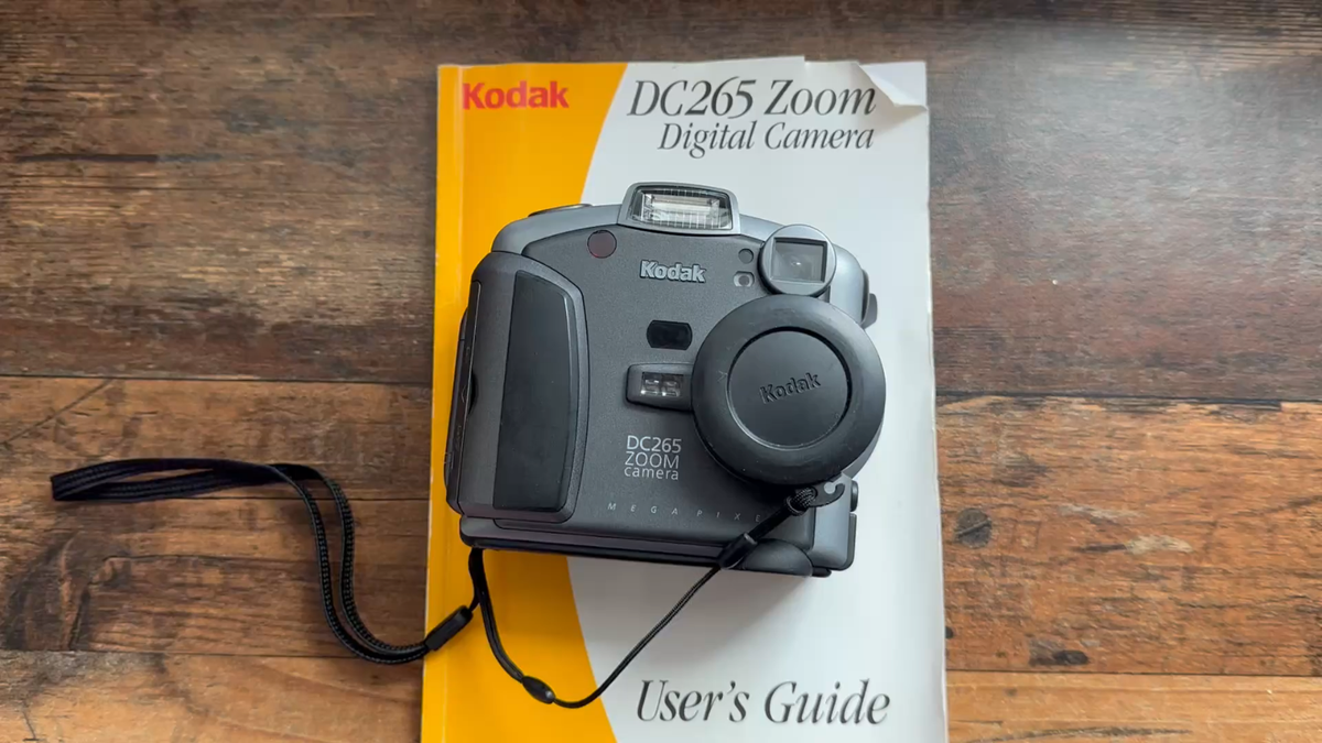 Vintage 1999 Kodak DC265 Zoom Digital Camera Tested Working Kodak