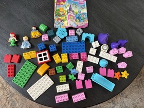 Lego Duplo Disney Princess 10596  Minnie Mouse Bow-tique 10844 Pizzeria 10834