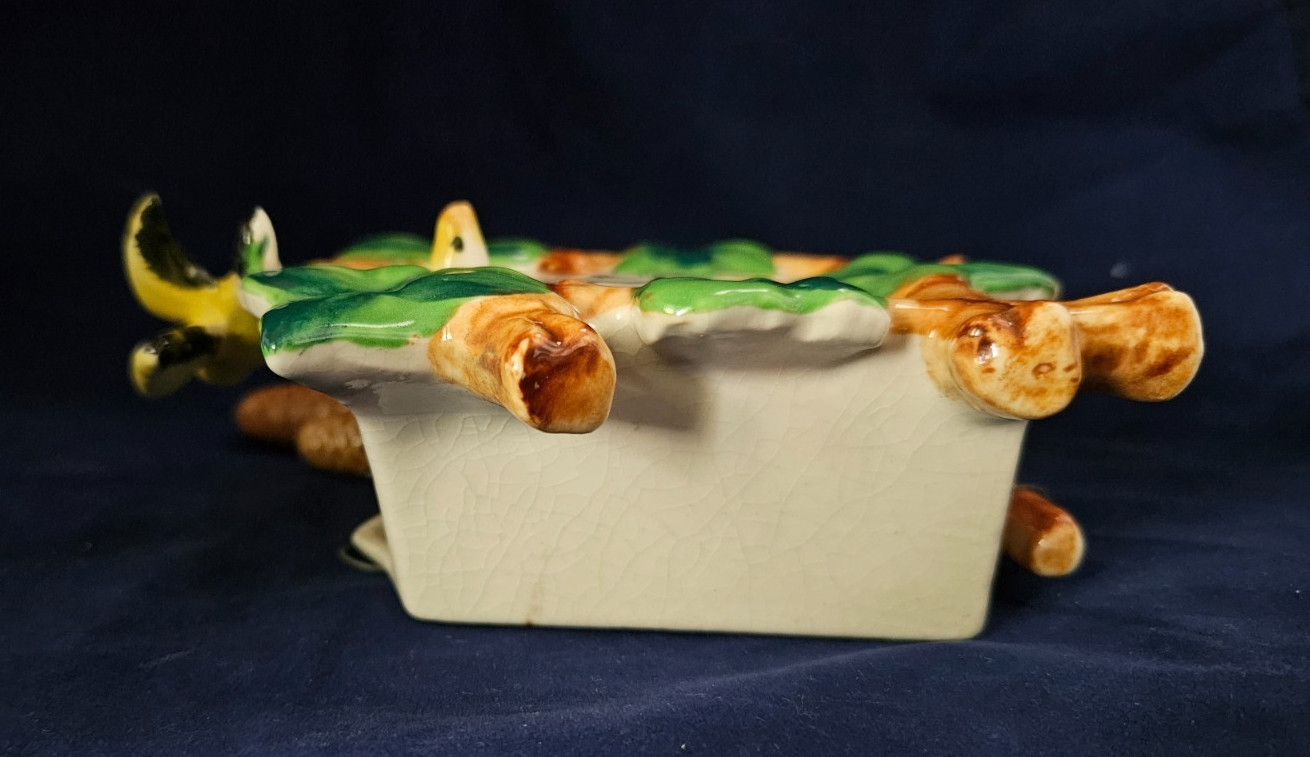 Vintage Lefton Ceramic Cuckoo Clock Hanging Wall Pocket Birds 50188 w/Sticker