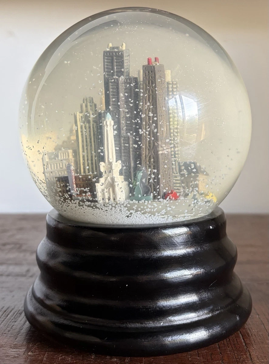 Saks Fifth Avenue Snow Globe for sale | eBay