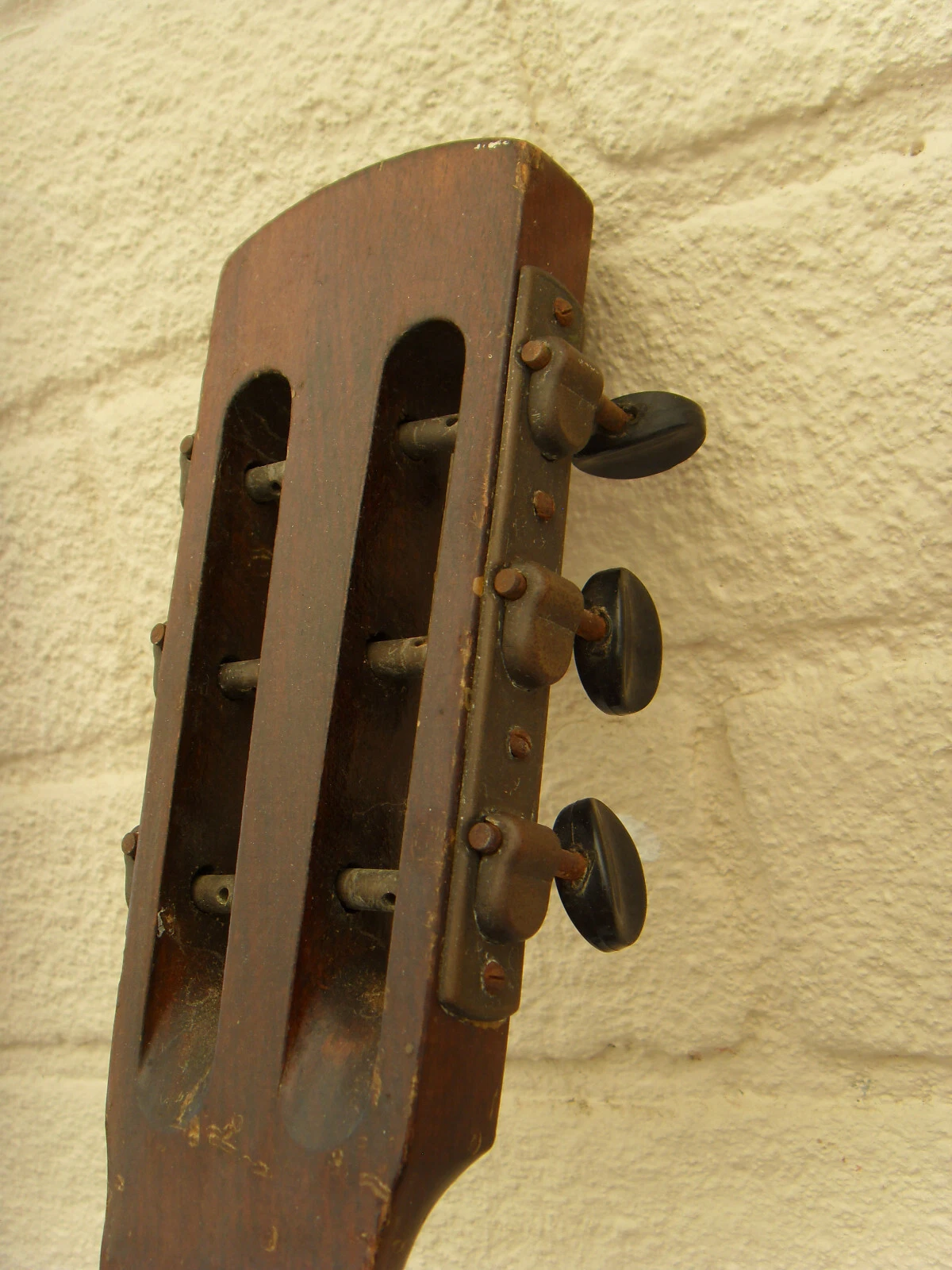 Picture 6 of 9