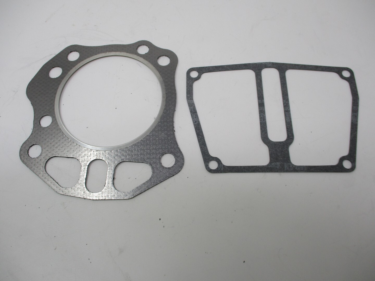 For Kawasaki 11004-2142 Head & Rocker 11060-2470 Head Cover Gasket For Kawasaki 11004-2142 Head & Rocker 11060-2470 Head Cover Gasket