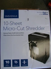 Insignia- 10-Sheet Microcut Paper , Credit Card Shredder - Black