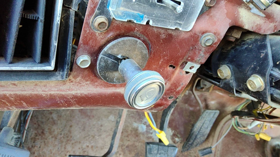 Chevy K30 1983 interruptor de faros perilla de control botones tablero OEM Foto 3 de 3