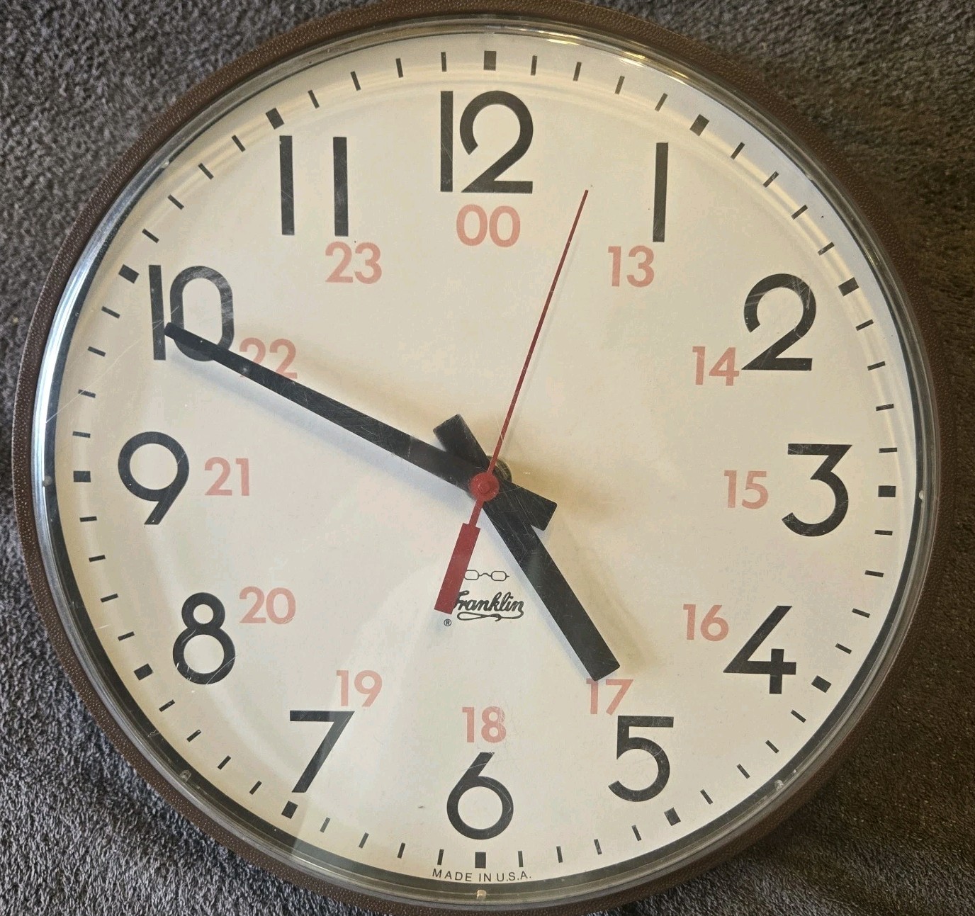 INDUSTRIAL BATTERY OPERATED WALL CLOCK-FRANKLIN MADE IN USA-WORKING TESTED