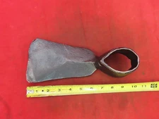 VTG IRON CITY #2 OLD FARM GARDEN DIGGING TOOL GRUB HOE 3 Lb 4 Oz AXE ADZE