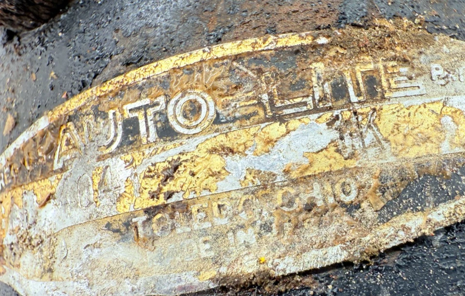 Autolite IAD4041K Distributor Willys Jeep CJ2A CJ3A 1946-53 L134 Go Devil C42-27 - Imagem 4 de 4