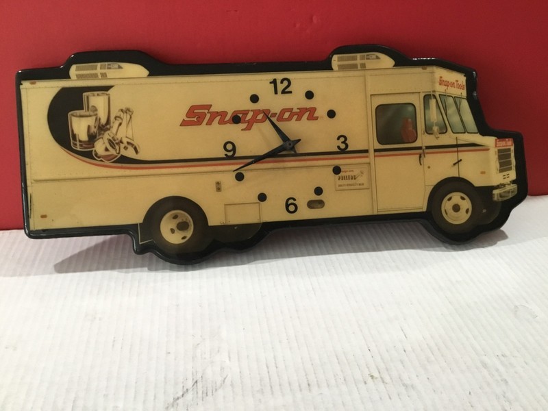 VINTAGE SNAP-ON TOOLS TRUCK WALL CLOCK 23" X 10" "LOOK"