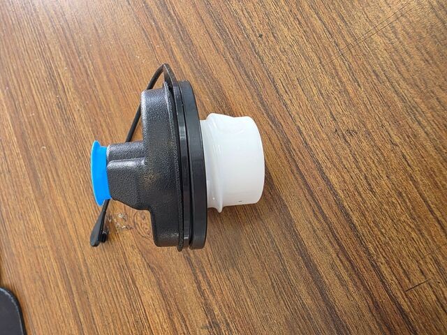 Genuine Mopar Locking Fuel Cap 82215184AB
