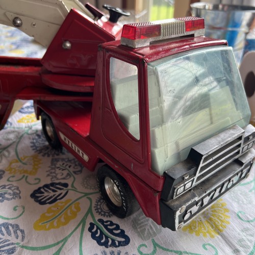 Vintage Nylint Fire Dept. Big Fire Truck Aerial Hook -N-Ladder - Picture 8 of 14