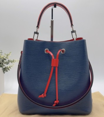 Louis Vuitton NeoNoe mm Blue Epi Leather Shoulder Bag