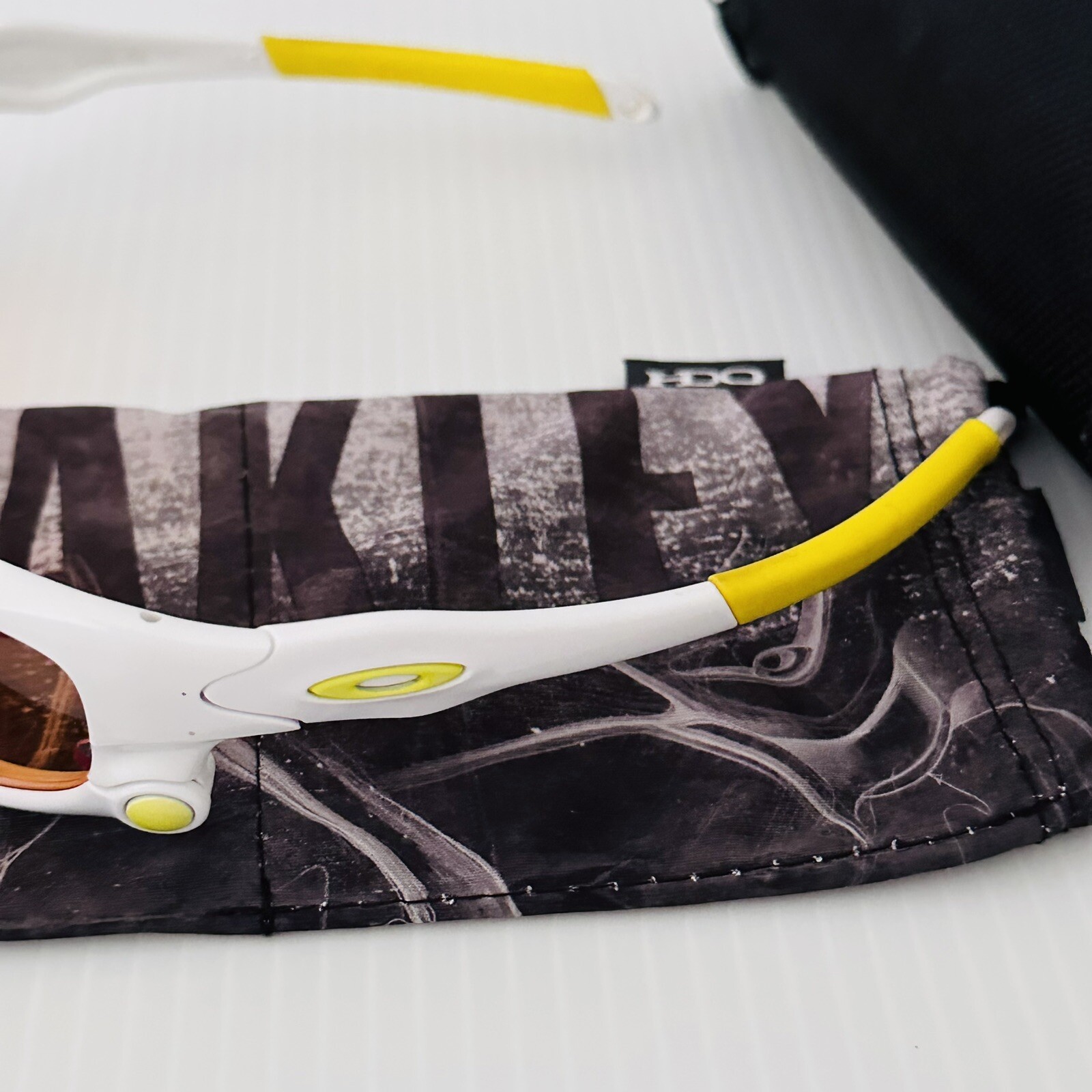 Oakley Split Jacket Sunglasses - White Frames - S… - image 12