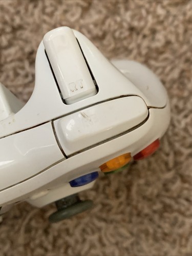 Microsoft Xbox 360 Original OEM White Wireless Controller - NO BATTERY COVER! - Picture 6 of 11