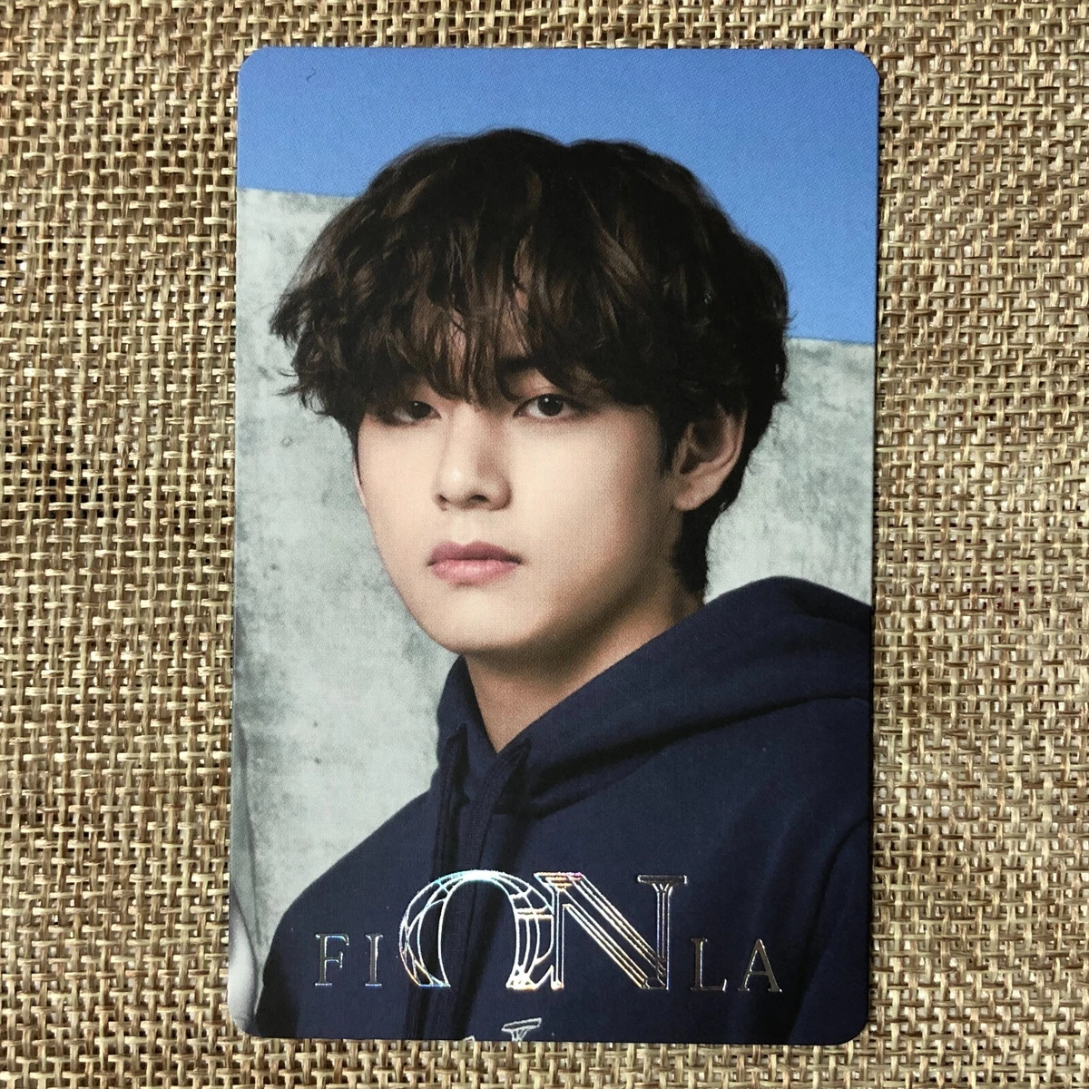 BTS V TAEHYUNG 1 FILA Now ON Official Photocard Limited NEW GFT
