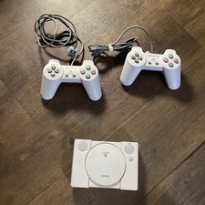 Playstation 1 With 2 Controllers