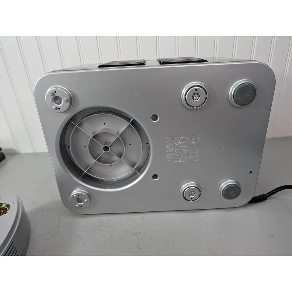 Cuisinart ICE-50BC Commercial Quality Ice Cream & Frozen Yogurt Maker Working - Image 4 of 4