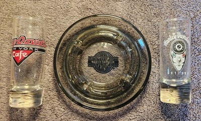 Harley-Davidson Smoked Glass Ashtray Bar & Shield Logo 6 Inch With 2 Shooters