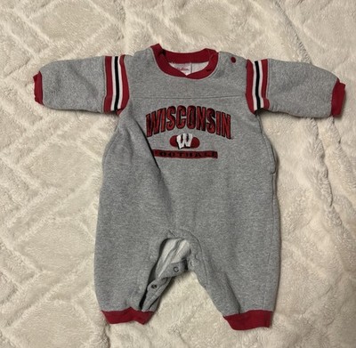 Wisconsin Badgers Vintage Kid Athlete Fleece Baby Bodysuit/Romper - 6/9 Months