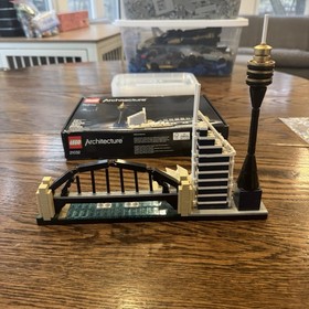 LEGO ARCHITECTURE: Sydney (21032) With Box/Manual ~ 100% COMPLETE