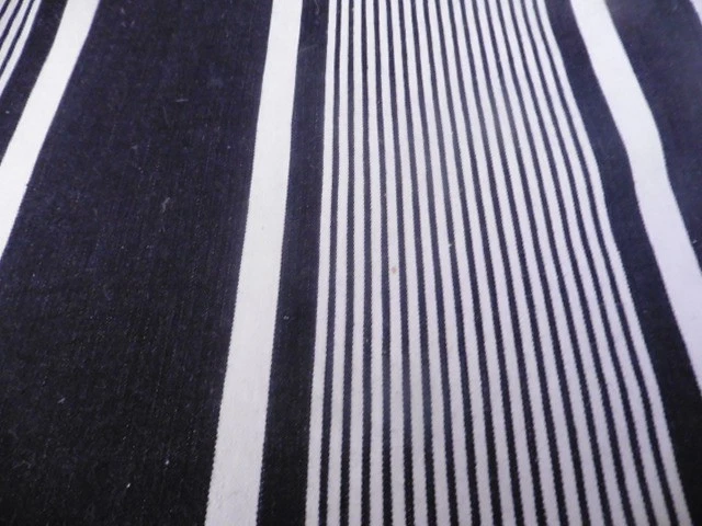 ANCIENNE HOUSSE TOILE A MATELAS COTON BLEU MARINE X BLANC 130X200 CM - Photo 4/4