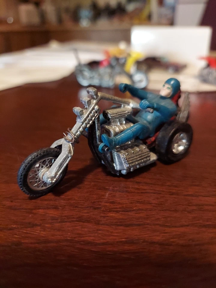 Hot Wheels RRRumblers Torque Chop, Blue Rider - Image 2 of 4