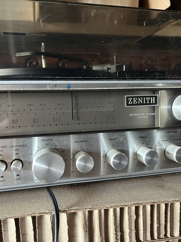 Zenith IS 4030 Integrated Stereo System Record Player/Turntable w/ 8-Track