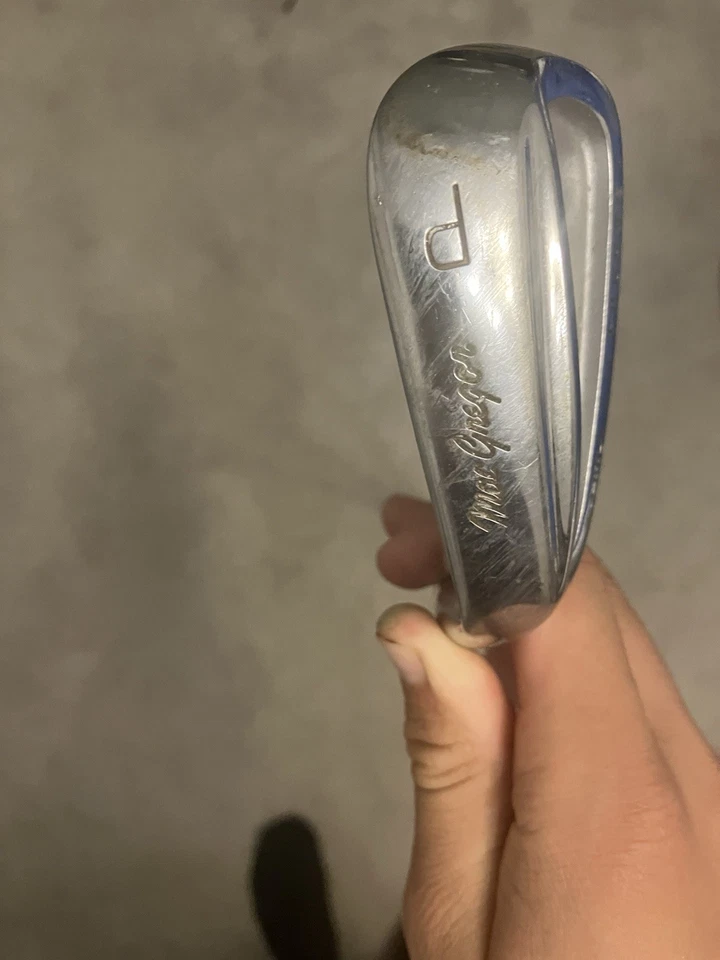 Men’s Left handed Macgregor Tourney T Foil VIP Pitching Wedge - Image 2 of 4