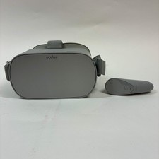 Oculus Go 32GB Standalone All-in-One VR Headset MH-A32