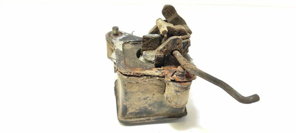 Cerradura portón trasero tapa maletero Volkswagen Passat B3 1993 UST52191 Foto 2 de 4