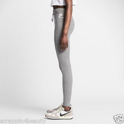 nike track and field women's clothing