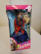 Mattel Dolls of the World English Barbie Collectors Edition 1992 4973. NIB