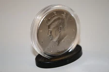 25 Single Coin DISPLAY STANDS for Half Dollar or Quarter Capsules - NEW DESIGN