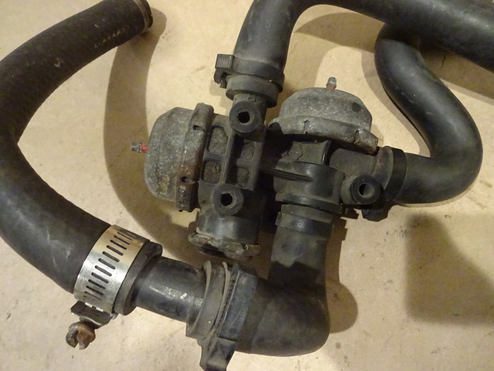 Ford Smog Air Diverter Valve eBay