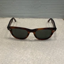 Vintage Ray Ban Bausch & Lomb  Wayfarer Tortoise