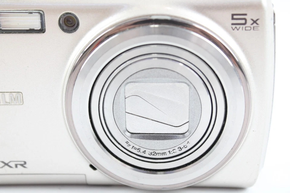 Fujifilm Finepix F200 EXR Digital Compact Camera Working w/ 5x Fujinon Zoom - Image 2 of 4