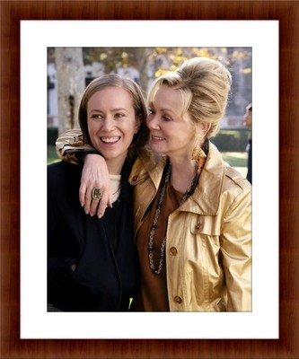 Hannah Einbinder & Jean Smart Hacks 8.5 x 11 Color Unframed Photograph