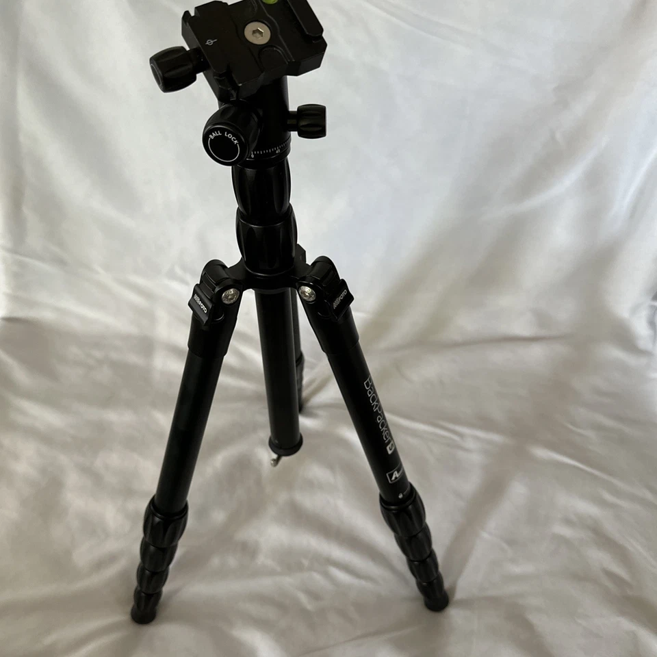 MeFOTO BackPacker S Aluminum Travel Tripod - Image 4 of 4