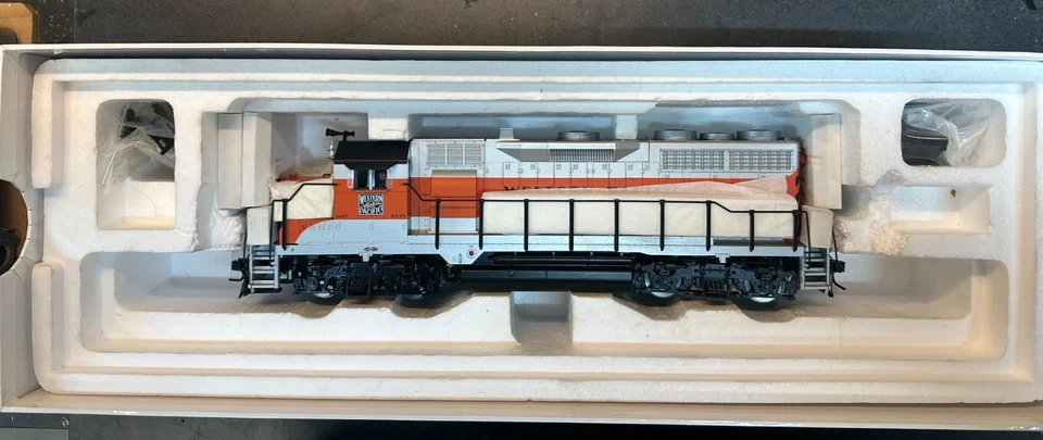 Atlas Western Pacific GP-25 Diesel Locomotive O-Gauge 2-Rail DC 2106-2 WORKS! - Image 3 of 4