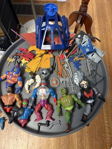 Huge Lot Of Accessories And Weapons From Vintage Masters Of The Universe