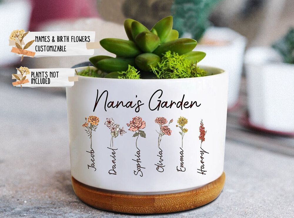 Personalized Grandma's Garden Plant Pot, Custom Birth Month Family Plant Pot