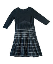 Nine West Sweater Dress Size Medium Black Gray Knit Knee Length Swing Stretch