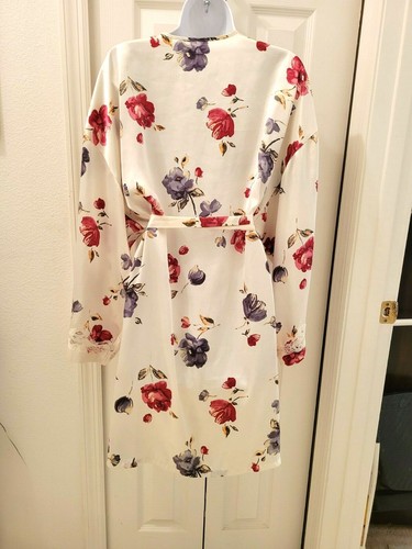 Gilligan & O'Malley Short Satin Kimono Robe Pink Floral Belt Women's Large - Picture 2 of 7