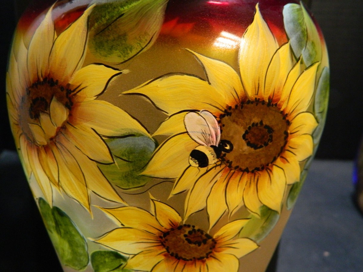 Fenton LE Hand Painted Sunflowers & Bees Amberina Vase Kim Barley
